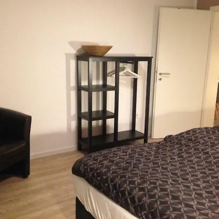 Beverlodge Apartment